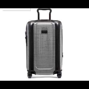 Tumi Tegra Lite 2 Intl Expandable 4 Wheeled Carry-On VERY GOOD CONDITION